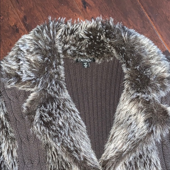 Faux Fur Knit Vest - Picture 2 of 5